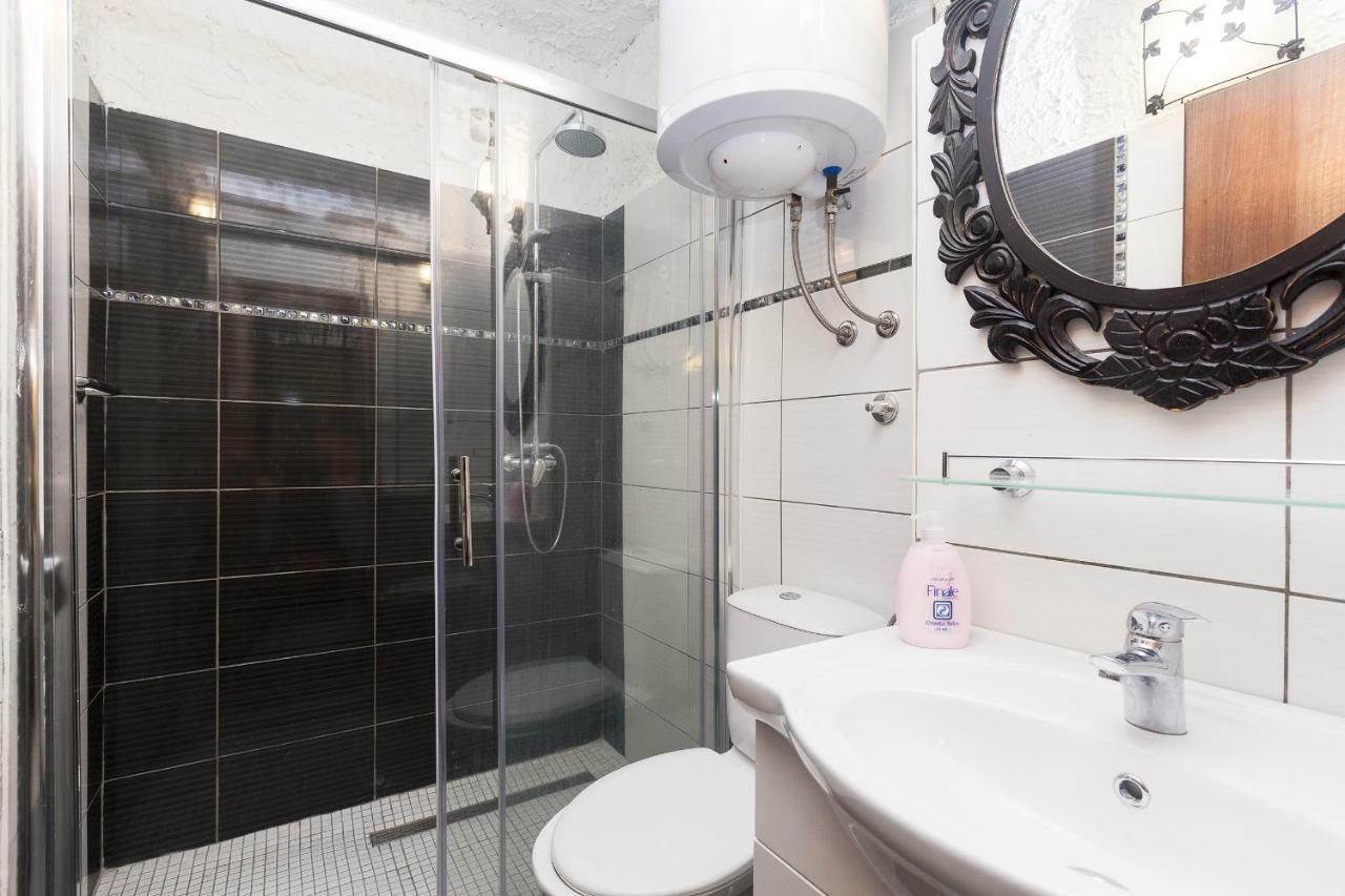 Apartment Mare ซริกเวนิซา ภายนอก รูปภาพ